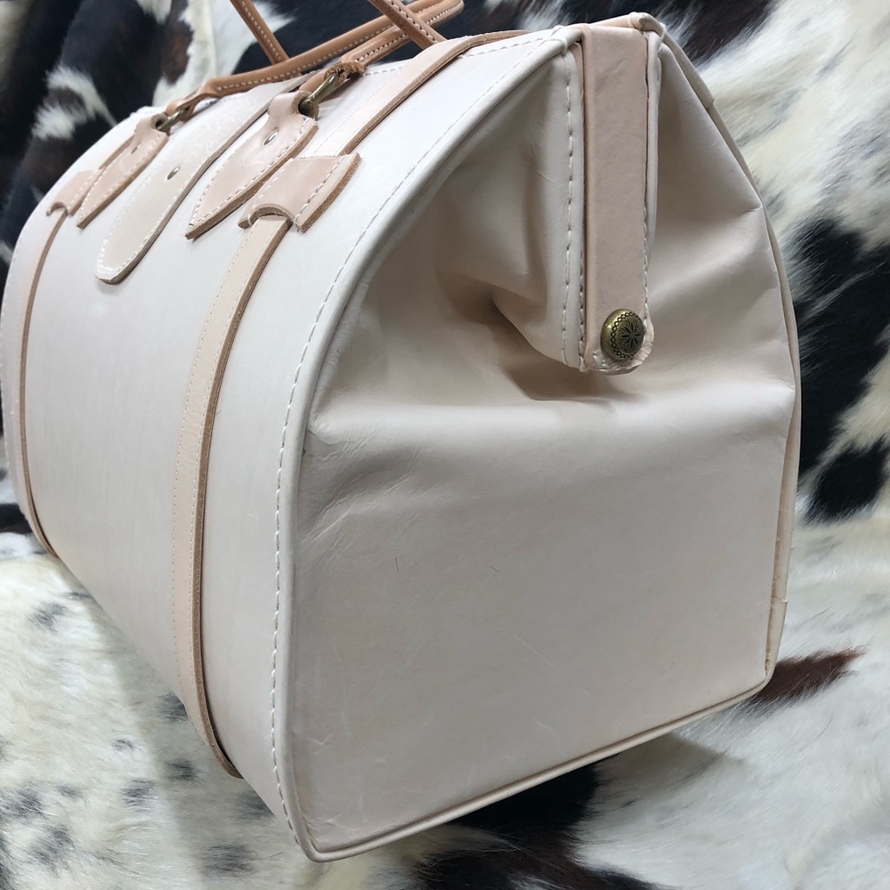 Cowhide duffle - Picture 6 of 15